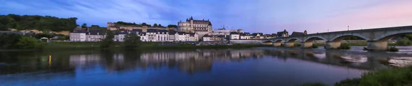 Panoramisch uitzicht op kasteel Chateau dAmboise, Loire-vallei, Frankrijk. — Stockfoto