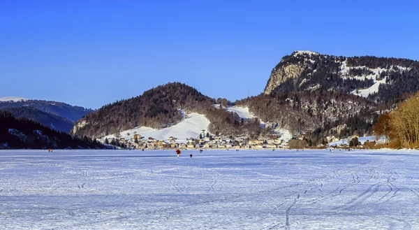 Bevroren meer van Joux, Vaud, Switzelrand — Stockfoto