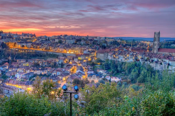 Widok miasta Fribourg, Szwajcaria, Hdr — Zdjęcie stockowe