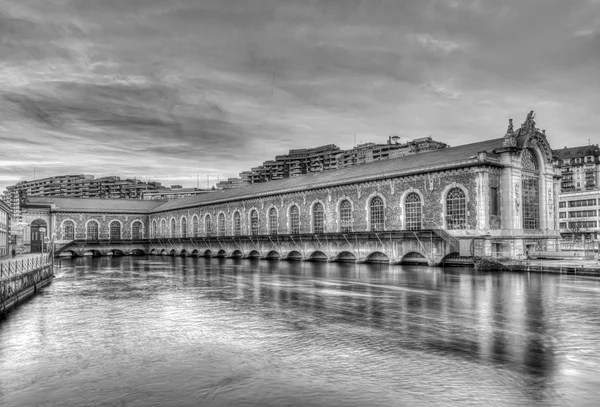 Batiment des síly-Motrices, Ženeva, Švýcarsko, Hdr — Stock fotografie