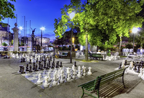 Εξωτερική chessgame, πάρκο προμαχώνες, Γενεύη, Ελβετία, Hdr — Φωτογραφία Αρχείου