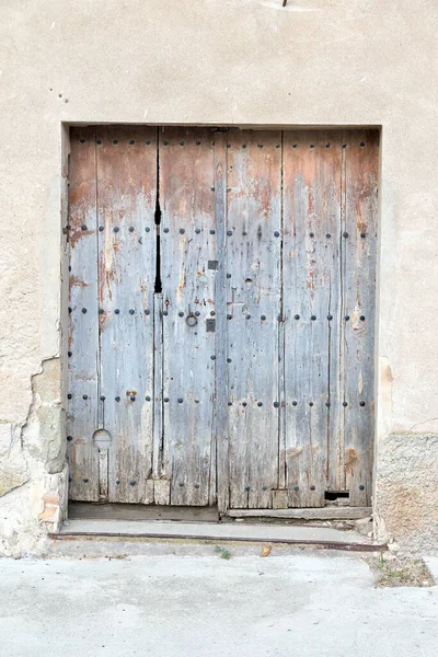 Puerta Almacén Erosionada Descolorida — Foto de Stock