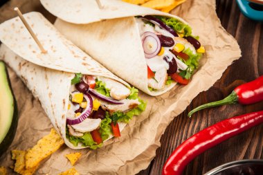 Tortilla maddeler karışımı ile