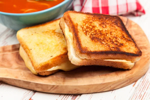 Tomato soup and basil — Stock Photo, Image