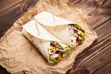 Tortilla maddeler karışımı ile