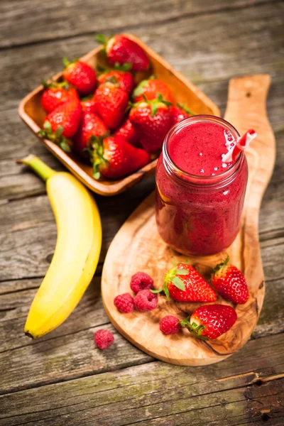 Färska berry smoothie — Stockfoto