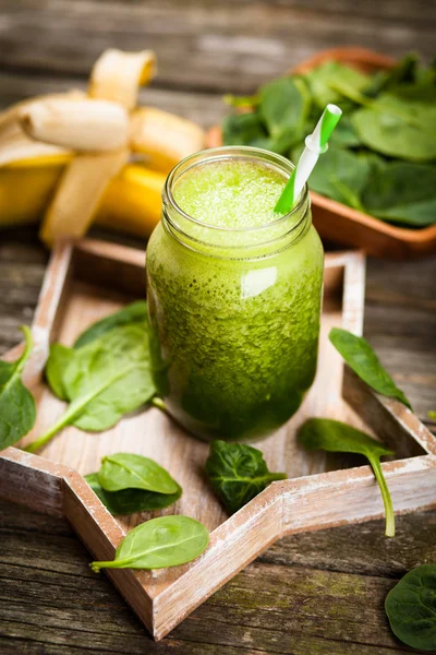 Verse groene smoothie — Stockfoto