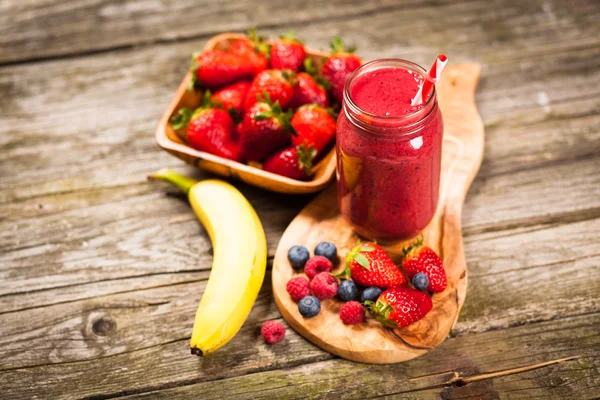 Färska berry smoothie — Stockfoto