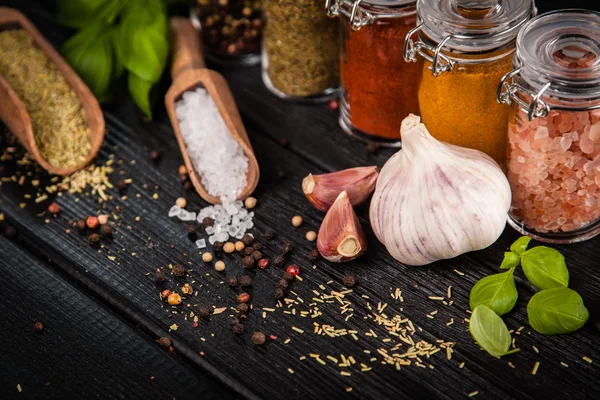 Set van verschillende kruiden en specerijen — Stockfoto