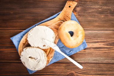 krem peynirli çörek