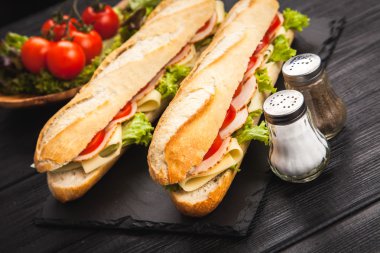 Panini ızgara sandviç