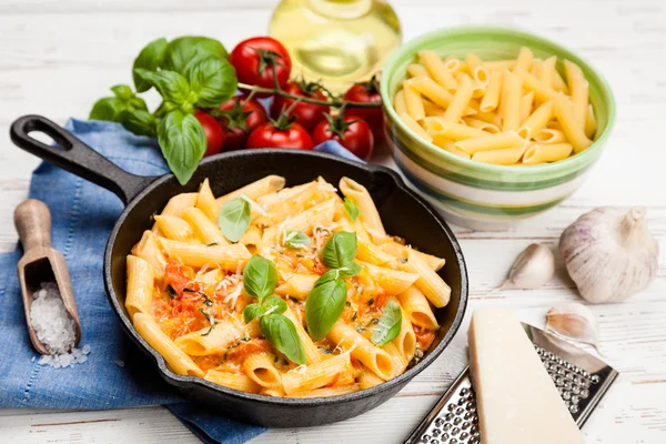 Traditional penne pasta — Stock Photo, Image