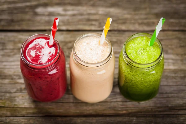 Milkshakes en smoothies — Stockfoto