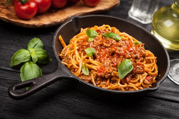 伝統的なスパゲッティ ボロネーゼ — ストック写真