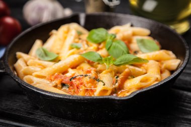 Geleneksel penne makarna