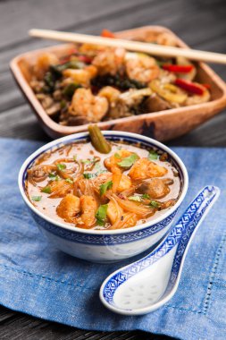 Karides pirinç çanağı