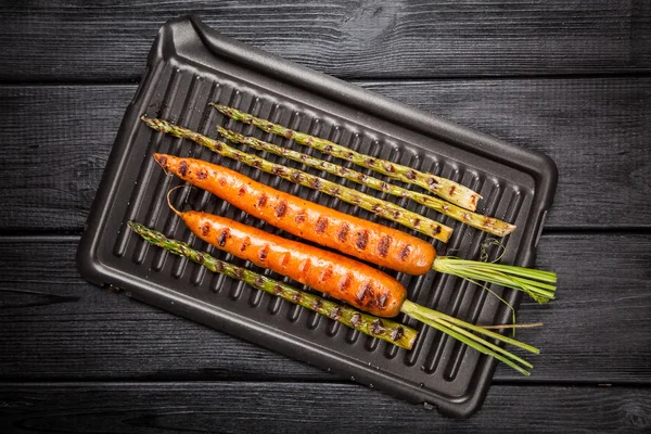 Assortiment de légumes grillés — Photo