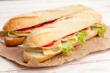 Panini ızgara sandviç