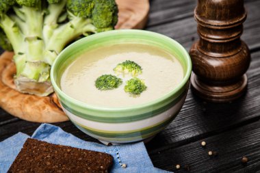 Brokoli çorbası