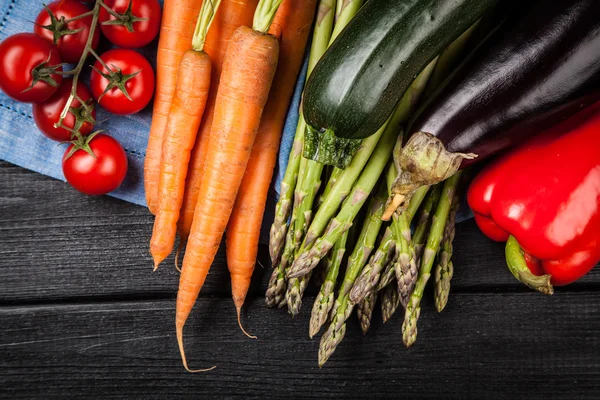Auswahl an gegrilltem Gemüse — Stockfoto