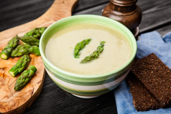 Sopa de crema de espárragos — Foto de Stock