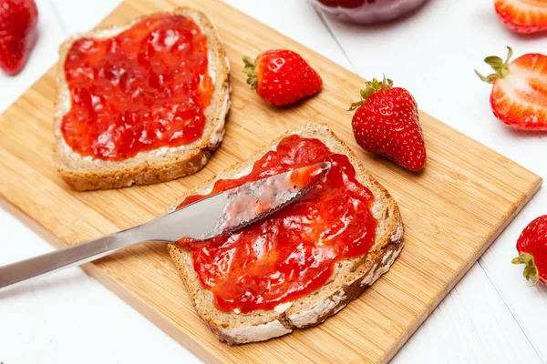 Heerlijke aardbeien jam — Stockfoto