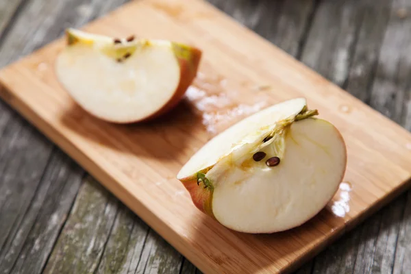 Fresh red apples — Stock Photo, Image