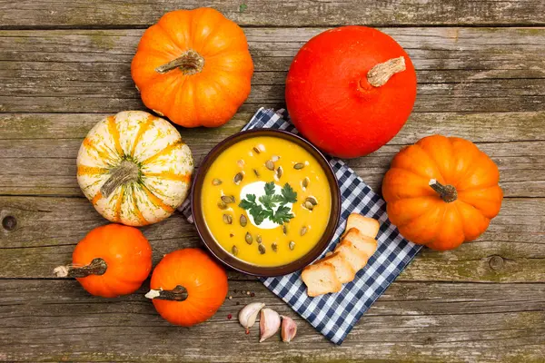 Delicious pumpkin soup — Stock Photo, Image