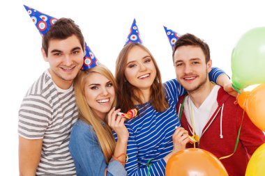 Bir grup genç insan doğum günü partisi