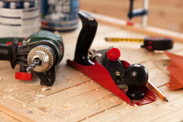 Woodworking tools on a carpenters table — Stock Photo, Image