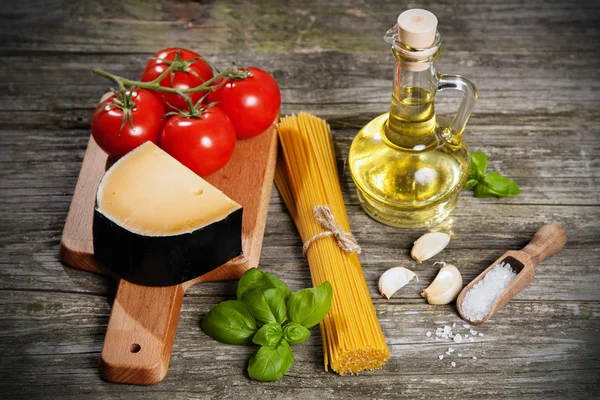 Spaghetti ingredienser — Stockfoto