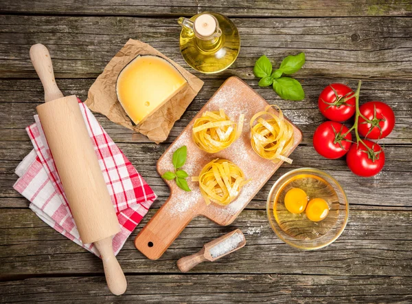 Hausgemachte Tagliatelle — Stockfoto