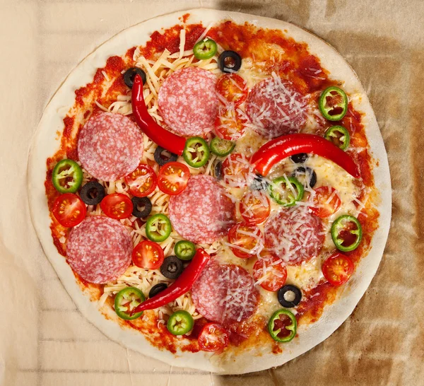 Heerlijke zelfgemaakte pizza — Stockfoto