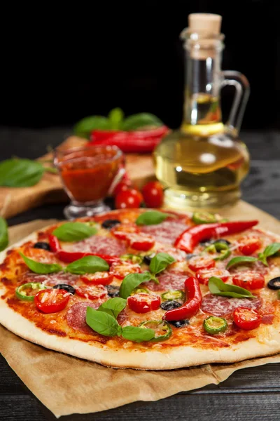 Delicious home made pizza — Stock Photo, Image