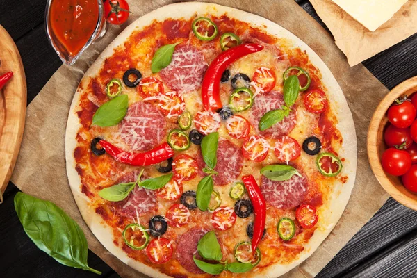 Delicious home made pizza — Stock Photo, Image