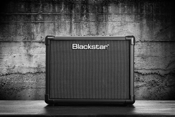 Підсилювач Blackstar Core Id 10 гітара — стокове фото
