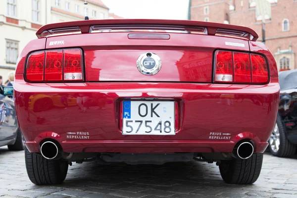 Mustang Rennstart in Breslau, Polen — Stockfoto