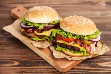 lezzetli hamburger