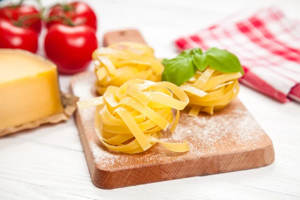 โฮมเมด tagliatelle — ภาพถ่ายสต็อก