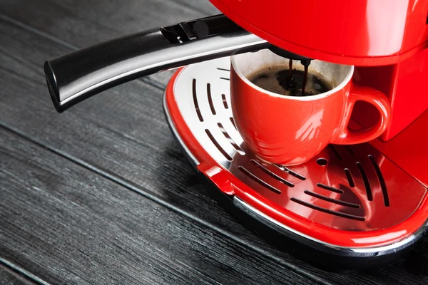 Máquina de café vermelho — Fotografia de Stock
