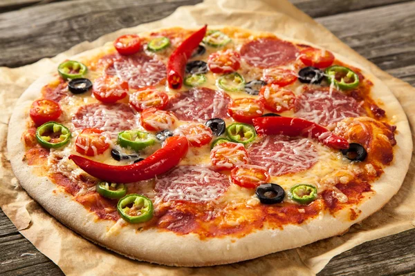 Νόστιμο σπιτικό πίτσα — Φωτογραφία Αρχείου