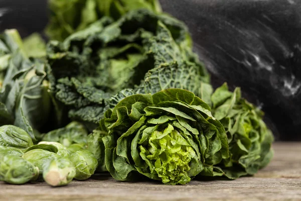 Sortimento de vegetais verdes — Fotografia de Stock