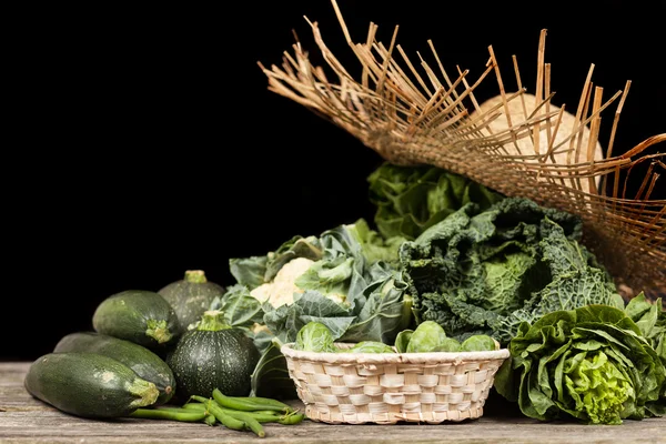 Assortiment de légumes verts — Photo