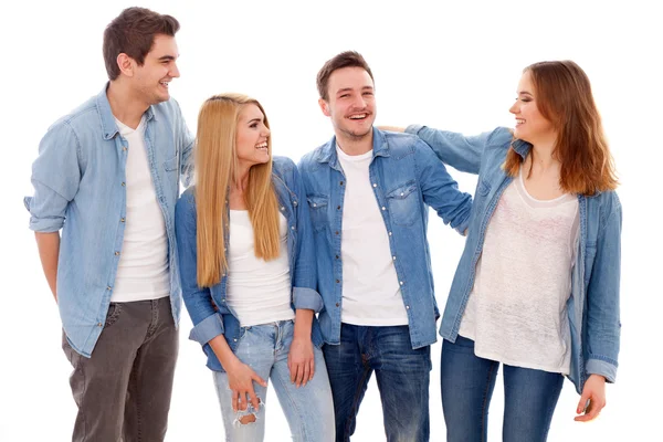 Grupo de jóvenes felices — Foto de Stock