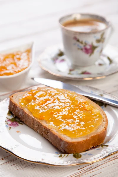 Slices of bread with jam — Stock Photo, Image