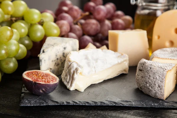 Francouzský měkký sýr — Stock fotografie