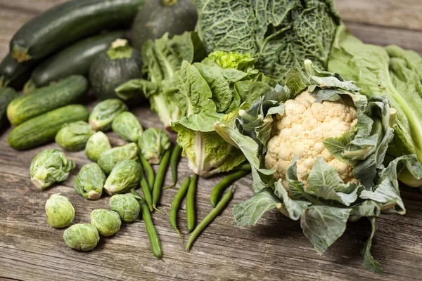 Sortimento de vegetais verdes — Fotografia de Stock