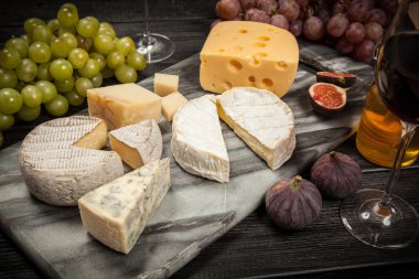 şarap ve peynir