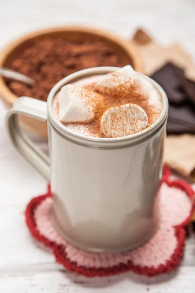 Bevanda al cacao con marshmallow — Foto Stock