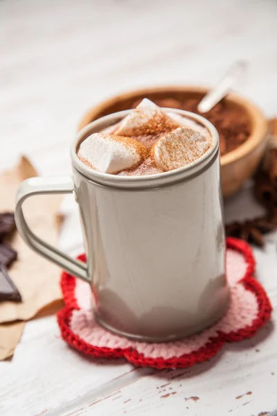 Bevanda al cacao con marshmallow — Foto Stock